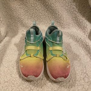 Little girls puma softride slip on sneaker size 2.5